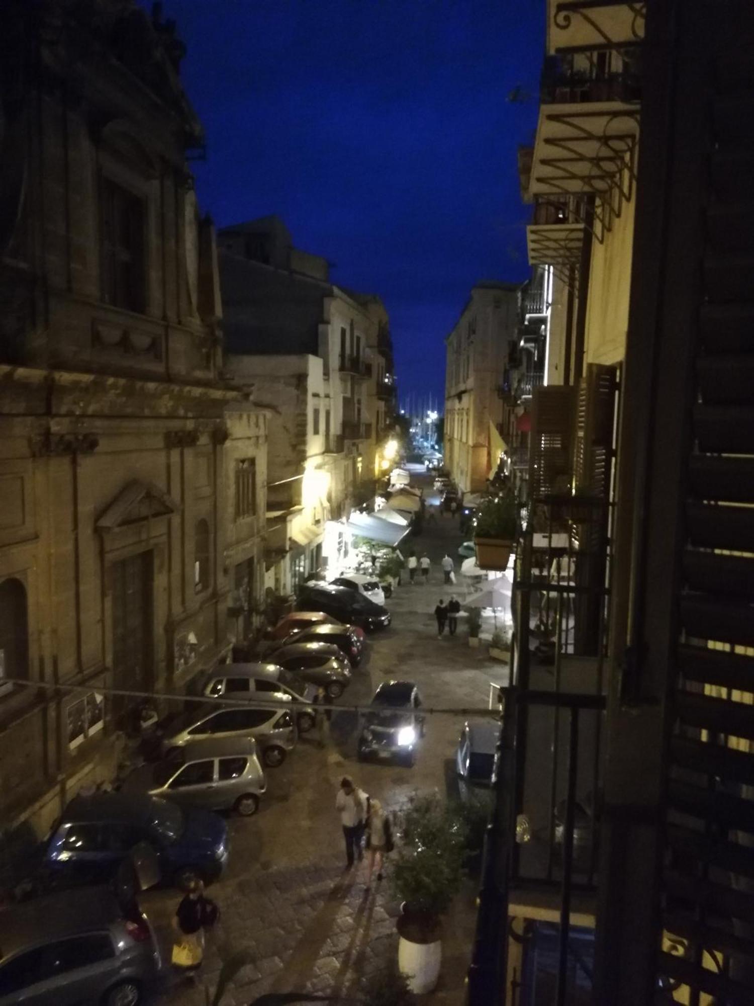We # Are Ai Cassarelli Apartment Палермо Екстериор снимка